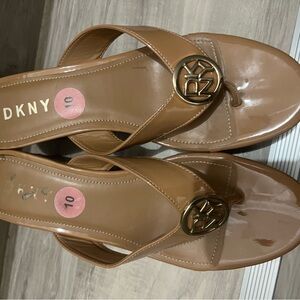 DKNY Women's Tan Sandals